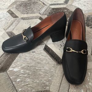 COPY - Coach loafers size 7.5 (but fits more of a 8.5) PRISTINE CONDITION - NEV…